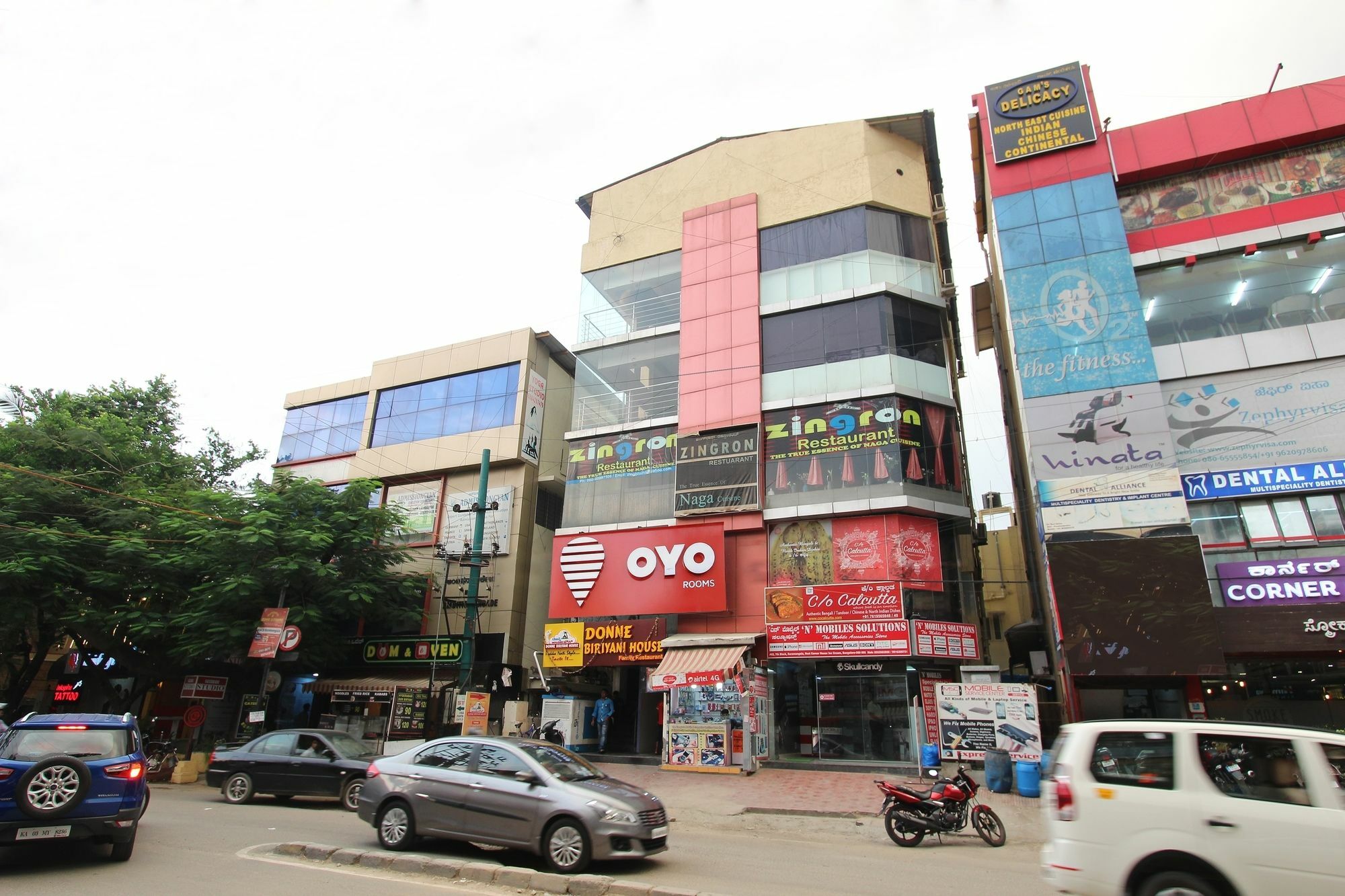 Oyo 4290 Silicon Suits Bangalore Exterior foto